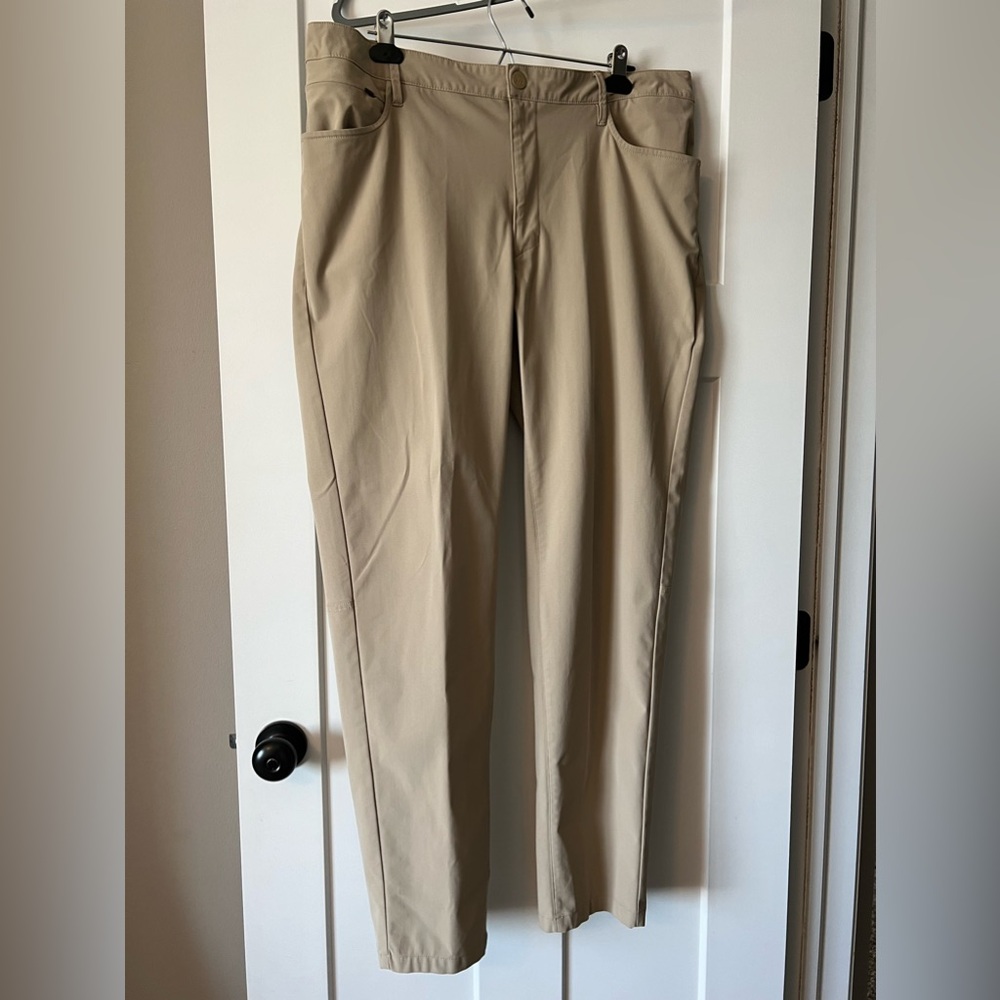 All In Motion 38 x 32 Khaki Pants